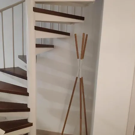 Spiral Stairs Duplex Appartement